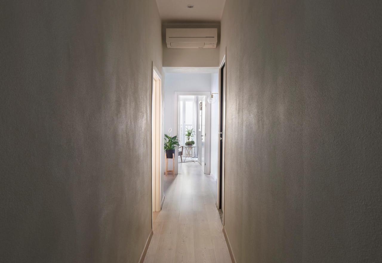 3 Master Bedrooms With Balcony On The River With Views Florenţa Exterior foto